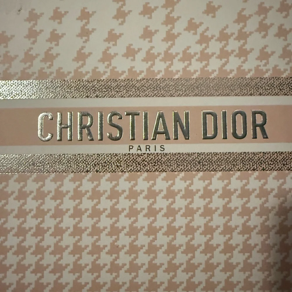 Dior Beige and Black Crossbody Bag - Picture 3 of 8